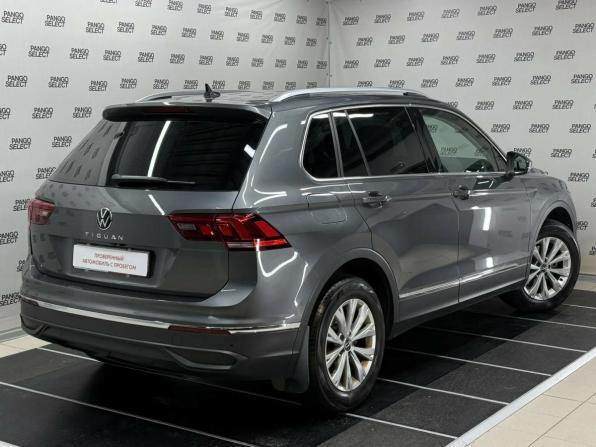 Volkswagen Tiguan II Рестайлинг с пробегом 2021 года, цена 2 599 567 рублей, 38561 км, внедорожник, Автокод Объявления