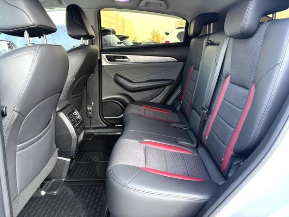 Haval F7x I Рестайлинг с пробегом 2022 года, цена 2 160 000 рублей, 41707 км, внедорожник, Автокод Объявления