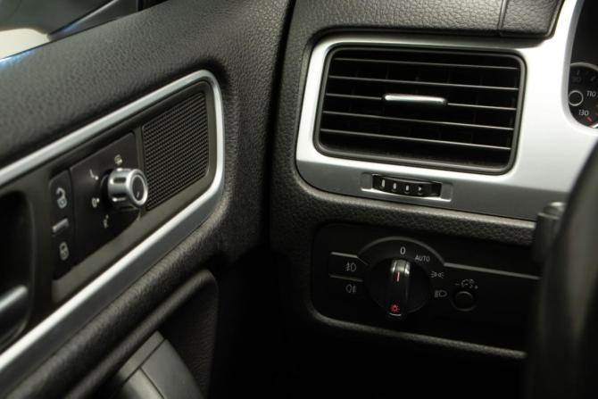 Volkswagen Touareg II с пробегом 2013 года, цена 2 150 000 рублей, 188548 км, внедорожник, Автокод Объявления