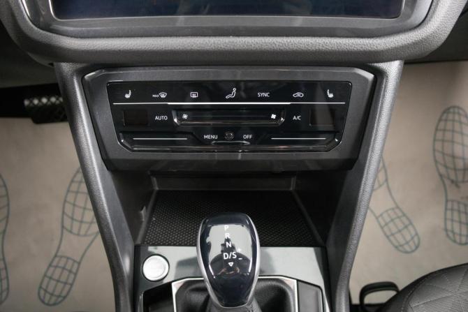 Volkswagen Tiguan II Рестайлинг с пробегом 2021 года, цена 3 150 000 рублей, 127654 км, внедорожник, Автокод Объявления