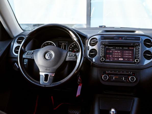 Volkswagen Tiguan I Рестайлинг с пробегом 2011 года, цена 1 400 000 рублей, 185746 км, внедорожник, Автокод Объявления