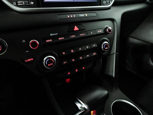 Kia Sportage IV Рестайлинг с пробегом 2021 года, цена 2 249 700 рублей, 114949 км, внедорожник, Автокод Объявления