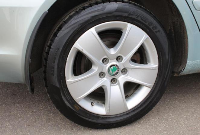 Skoda Octavia II (A5) Рестайлинг с пробегом 2012 года, цена 900 000 рублей, 165182 км, лифтбек, Автокод Объявления