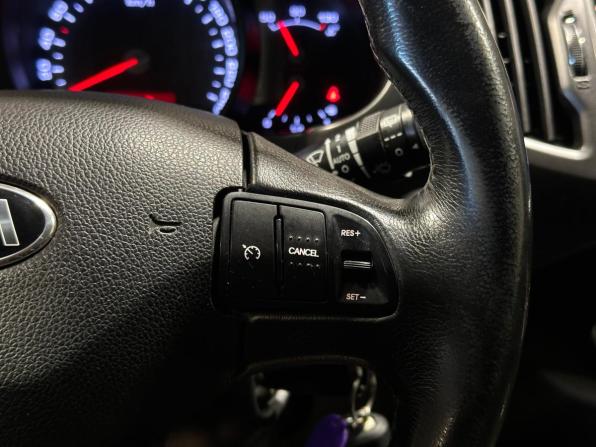 Kia Sportage III с пробегом 2013 года, цена 1 300 000 рублей, 267438 км, внедорожник, Автокод Объявления