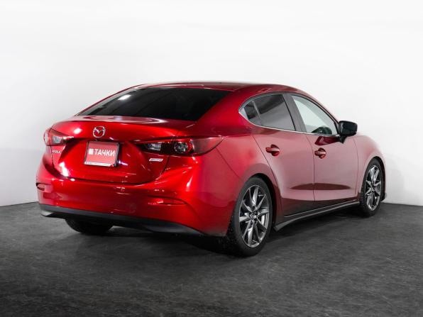 Mazda Axela III Рестайлинг с пробегом 2018 года, цена 1 500 000 рублей, 92299 км, седан, Автокод Объявления