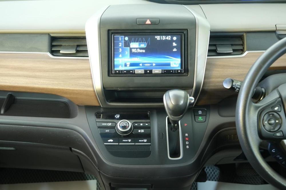 Honda Freed II Рестайлинг Омск  - изображение 14