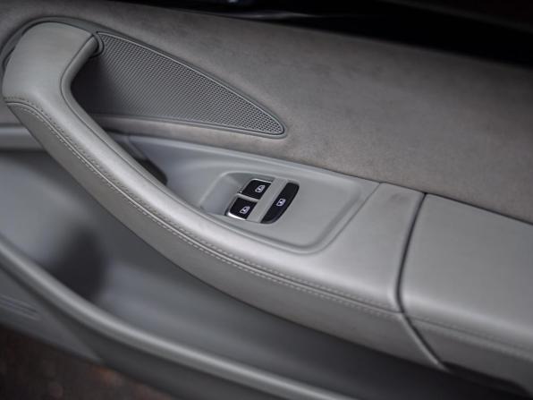 Audi A8 III (D4) Рестайлинг с пробегом 2013 года, цена 2 200 000 рублей, 105887 км, седан, Автокод Объявления