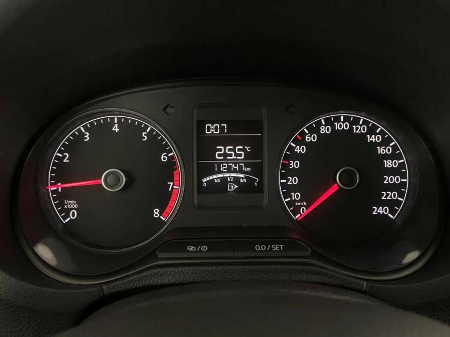 Volkswagen Polo V Рестайлинг Псков  - изображение 10