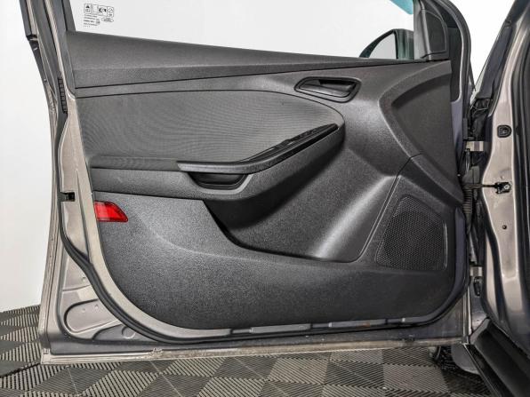 Ford Focus III с пробегом 2013 года, цена 690 000 рублей, 142432 км, хэтчбек, Автокод Объявления