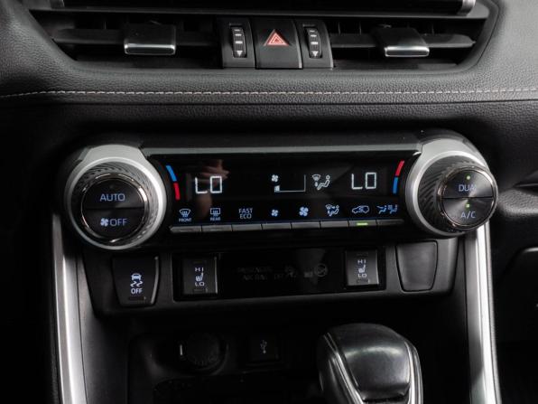 Toyota RAV4 V (XA50) с пробегом 2021 года, цена 3 399 000 рублей, 102121 км, внедорожник, Автокод Объявления
