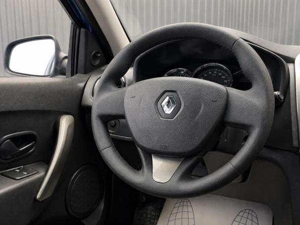 Renault Logan II с пробегом 2015 года, цена 600 000 рублей, 143543 км, седан, Автокод Объявления