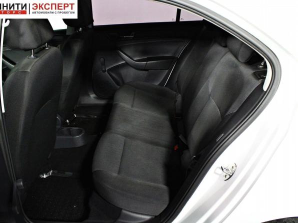 Skoda Rapid I с пробегом 2017 года, цена 1 097 000 рублей, 172212 км, лифтбек, Автокод Объявления