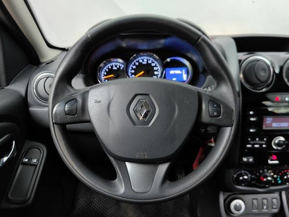 Renault Duster I Рестайлинг с пробегом 2018 года, цена 1 104 000 рублей, 182217 км, внедорожник, Автокод Объявления
