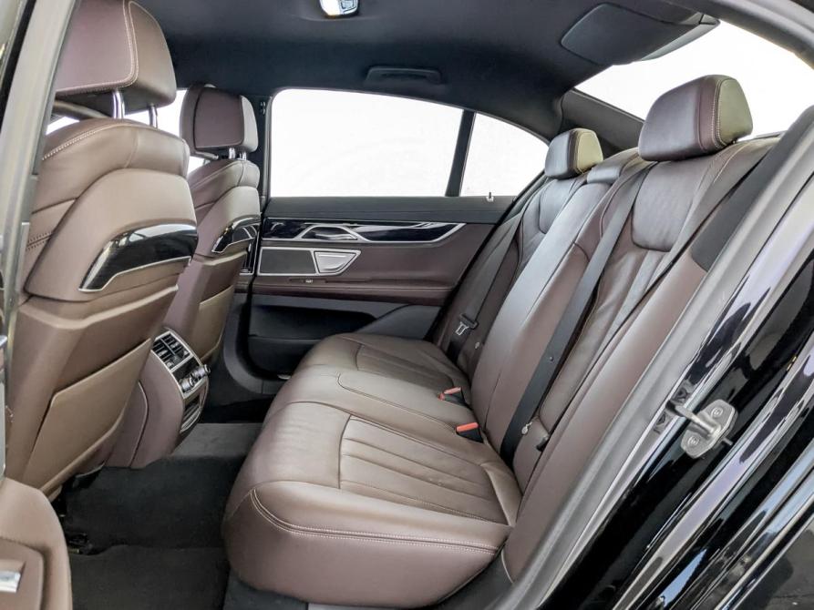 BMW 7 серии VI (G11/G12) Рестайлинг Москва  - изображение 12