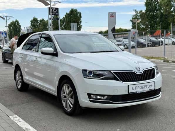 Skoda Rapid I Рестайлинг с пробегом 2019 года, цена 1 448 000 рублей, 56136 км, лифтбек, Автокод Объявления