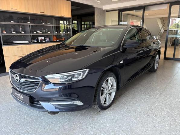 Opel Insignia II с пробегом 2019 года, цена 1 316 000 рублей, 147332 км, лифтбек, Автокод Объявления