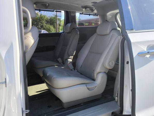 Kia Carnival III с пробегом 2018 года, цена 2 900 000 рублей, 97977 км, минивэн, Автокод Объявления