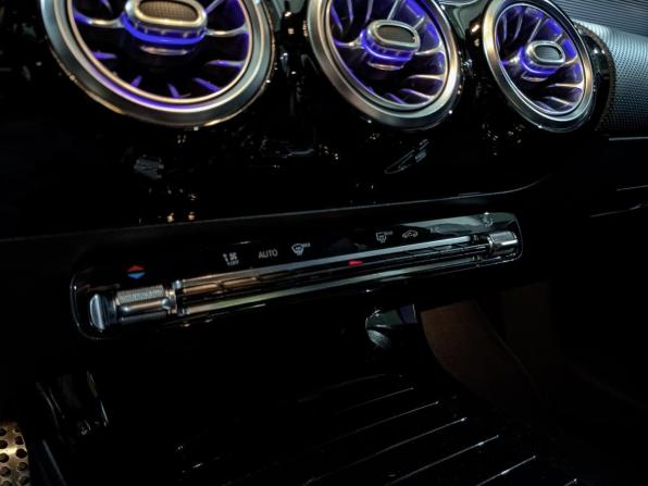 Mercedes-Benz CLA II (C118 X118) с пробегом 2019 года, цена 2 800 000 рублей, 83335 км, седан, Автокод Объявления