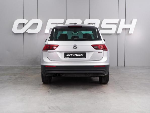 Volkswagen Tiguan II с пробегом 2019 года, цена 2 385 000 рублей, 126501 км, внедорожник, Автокод Объявления