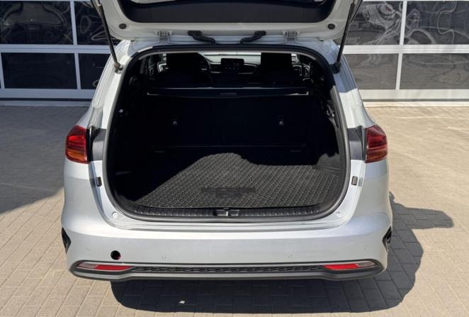 Kia Ceed III с пробегом 2019 года, цена 1 600 000 рублей, 172158 км, универсал, Автокод Объявления