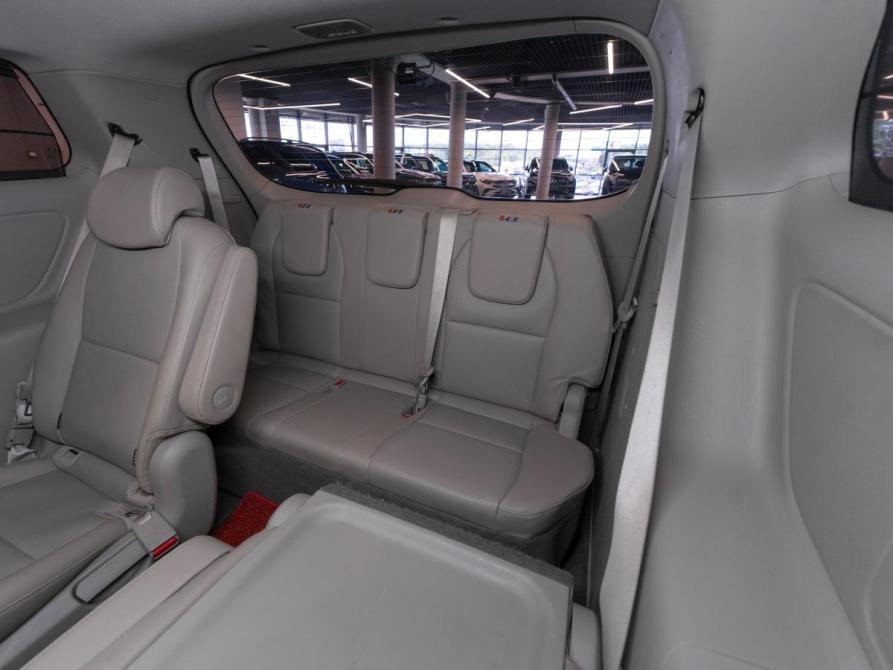 Kia Carnival III Москва  - изображение 14