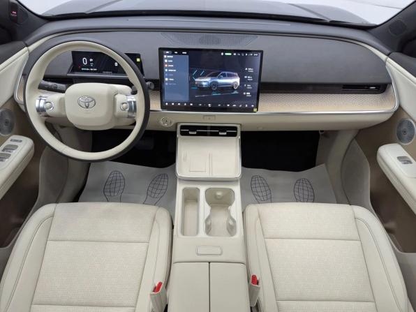 Новый Toyota bZ3X 2026 года, цена 3 250 000 рублей, внедорожник, Автокод Объявления