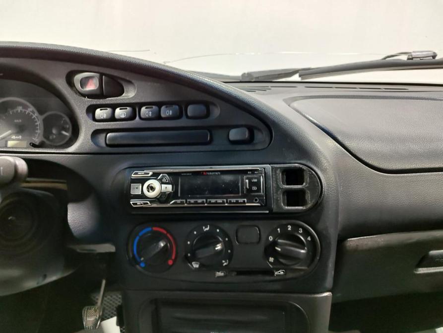 Chevrolet Niva I Рестайлинг Нижневартовск  - изображение 16