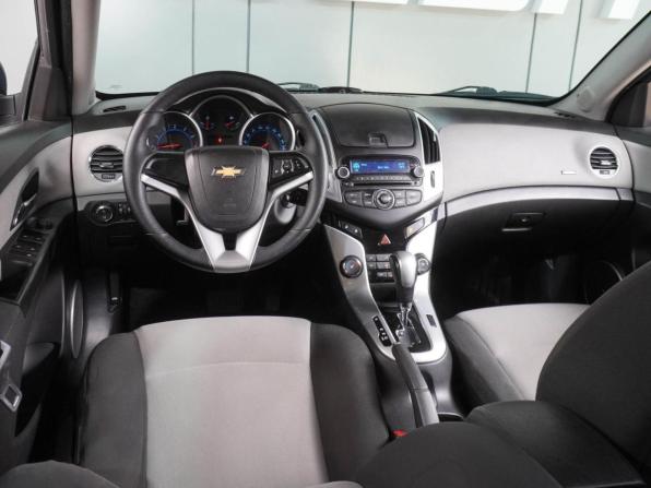 Chevrolet Cruze I Рестайлинг с пробегом 2013 года, цена 777 000 рублей, 292735 км, седан, Автокод Объявления