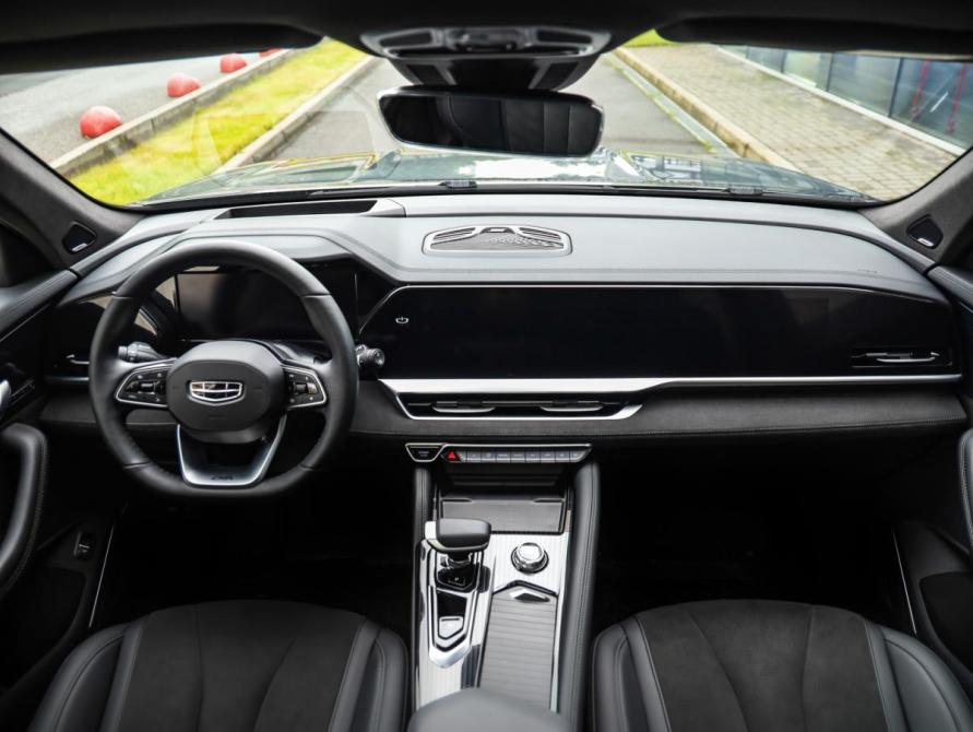Geely Monjaro I Санкт-Петербург  - изображение 11