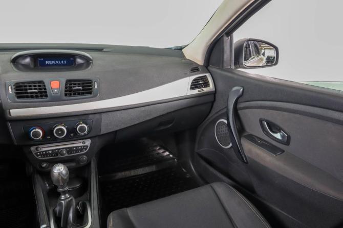 Renault Megane III с пробегом 2010 года, цена 649 000 рублей, 320000 км, универсал, Автокод Объявления