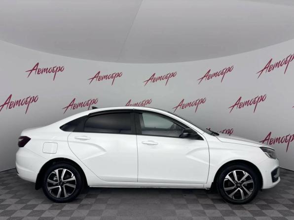 Lada (ВАЗ) Vesta I Рестайлинг (NG) с пробегом 2024 года, цена 1 439 000 рублей, 22133 км, седан, Автокод Объявления