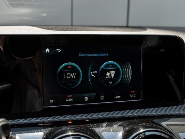 Mercedes-Benz A-Класс IV (W177) с пробегом 2019 года, цена 2 190 000 рублей, 98458 км, седан, Автокод Объявления