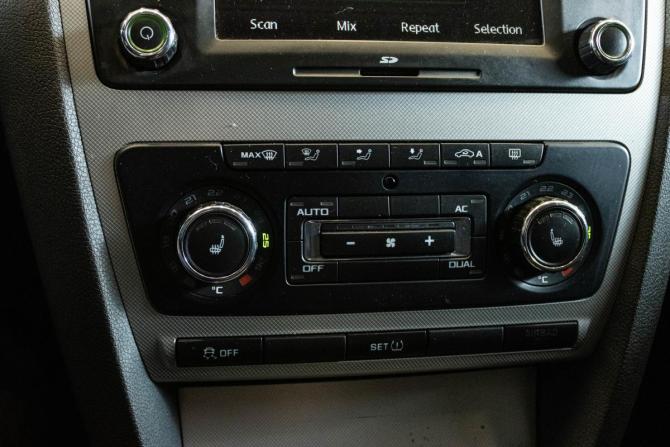 Skoda Octavia II (A5) Рестайлинг с пробегом 2011 года, цена 850 000 рублей, 186080 км, лифтбек, Автокод Объявления