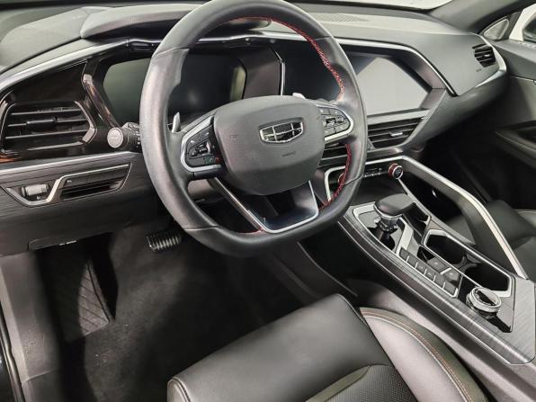 Geely Tugella I Рестайлинг с пробегом 2023 года, цена 2 949 000 рублей, 35005 км, внедорожник, Автокод Объявления