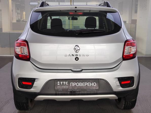 Renault Sandero II Рестайлинг с пробегом 2021 года, цена 1 399 000 рублей, 37750 км, хэтчбек, Автокод Объявления