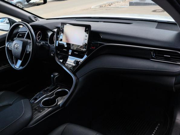 Toyota Camry VIII (XV70) Рестайлинг с пробегом 2021 года, цена 3 430 000 рублей, 62833 км, седан, Автокод Объявления