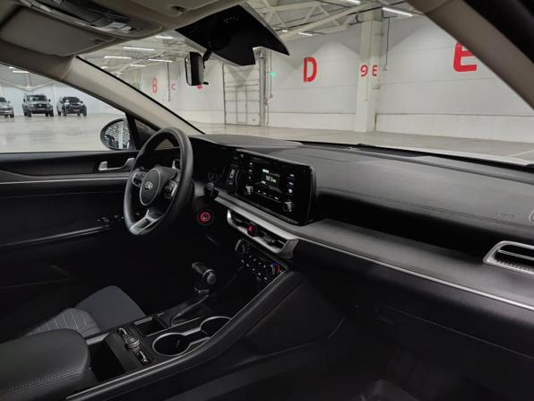 Kia K5 III с пробегом 2021 года, цена 2 100 000 рублей, 97928 км, седан, Автокод Объявления
