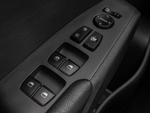 Hyundai Solaris II Рестайлинг с пробегом 2021 года, цена 1 699 999 рублей, 63553 км, седан, Автокод Объявления