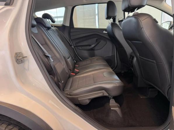Ford Kuga II с пробегом 2015 года, цена 1 250 000 рублей, 201898 км, внедорожник, Автокод Объявления