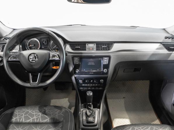 Skoda Rapid I Рестайлинг с пробегом 2018 года, цена 1 413 000 рублей, 83356 км, лифтбек, Автокод Объявления