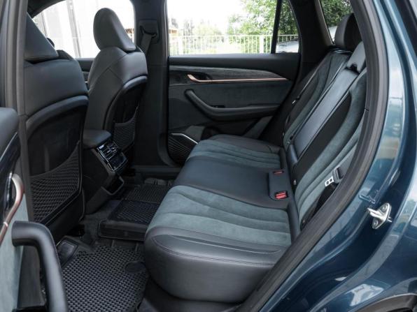 Geely Monjaro I с пробегом 2024 года, цена 3 576 900 рублей, 16617 км, внедорожник, Автокод Объявления