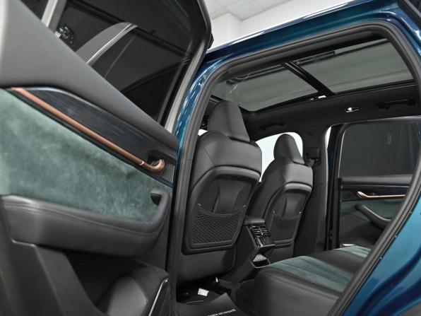 Geely Monjaro I с пробегом 2023 года, цена 2 749 000 рублей, 23715 км, внедорожник, Автокод Объявления