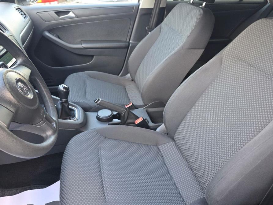 Volkswagen Jetta VI Нижнекамск  - изображение 17