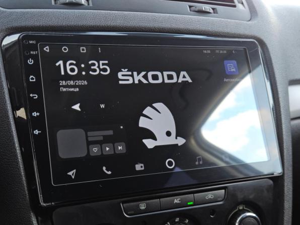 Skoda Octavia II (A5) Рестайлинг с пробегом 2009 года, цена 519 000 рублей, 213000 км, лифтбек, Автокод Объявления