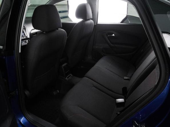 Volkswagen Polo V Рестайлинг с пробегом 2017 года, цена 1 299 000 рублей, 98779 км, седан, Автокод Объявления