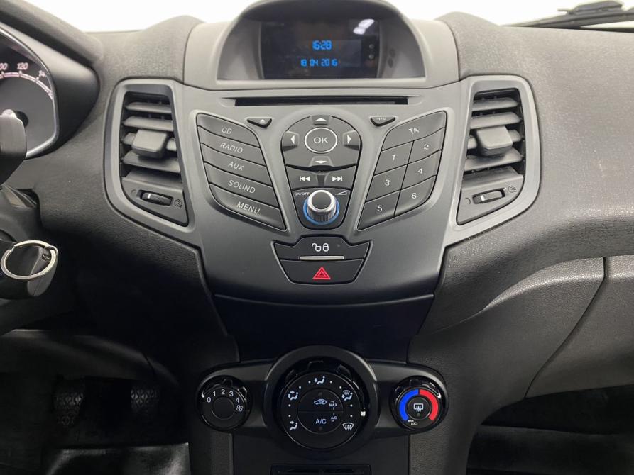 Ford Fiesta Mk6 Рестайлинг Воронеж  - изображение 18
