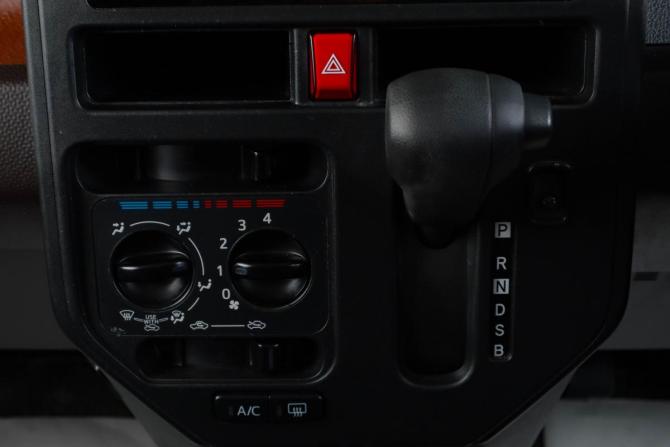 Toyota Roomy I с пробегом 2019 года, цена 999 000 рублей, 123000 км, микровэн, Автокод Объявления