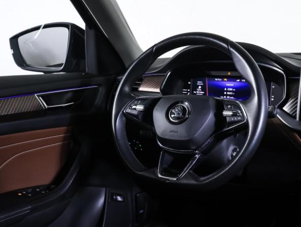 Skoda Kodiaq I Рестайлинг с пробегом 2023 года, цена 4 068 000 рублей, 53005 км, внедорожник, Автокод Объявления