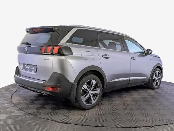 Peugeot 5008 II с пробегом 2018 года, цена 1 999 000 рублей, 88974 км, внедорожник, Автокод Объявления