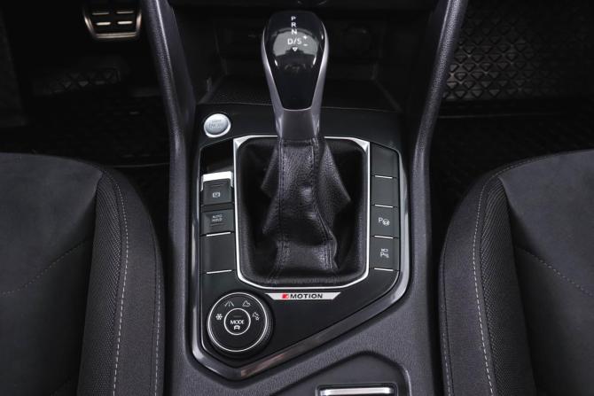 Volkswagen Tiguan II Рестайлинг с пробегом 2021 года, цена 3 349 000 рублей, 94000 км, внедорожник, Автокод Объявления